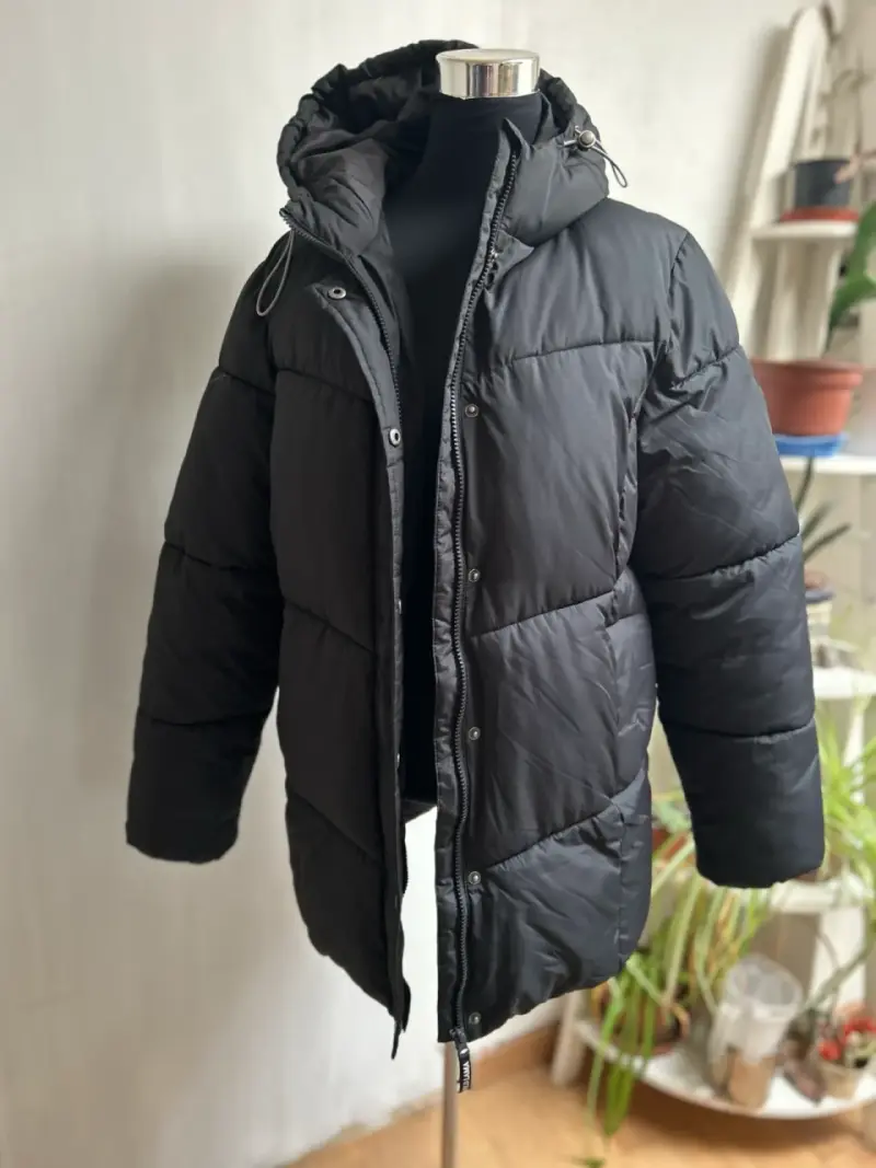 Parka negra WILD LAMA NUEVA - 4