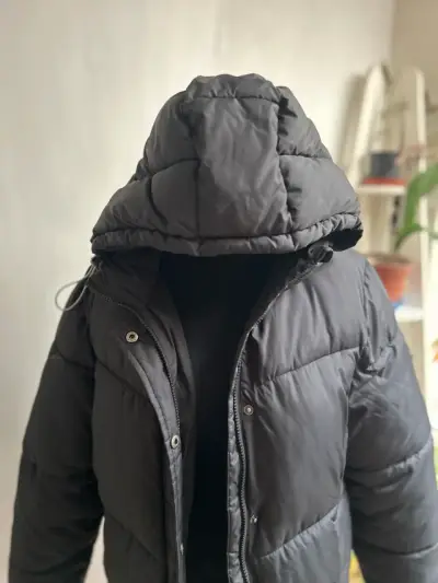 Parka negra WILD LAMA NUEVA - miniatura 5