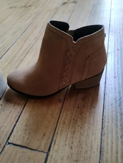 Botines camel de gamuza Apology - miniatura 3