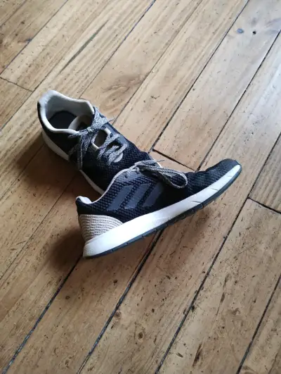 Zapatillas deportivas negras Adidas mujer - miniatura 2
