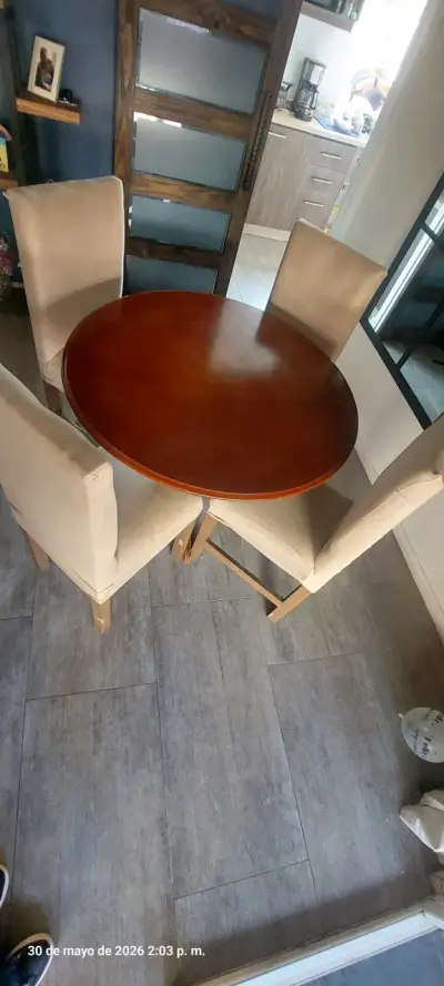 Juego de comedor redondo y sillas beige - miniatura 2