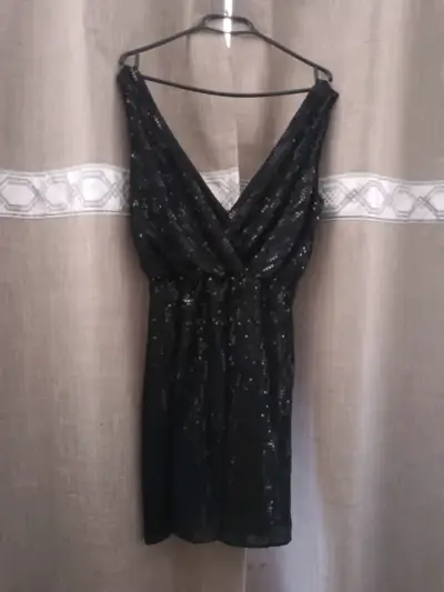 Vestidos formales y semiformales - miniatura 3