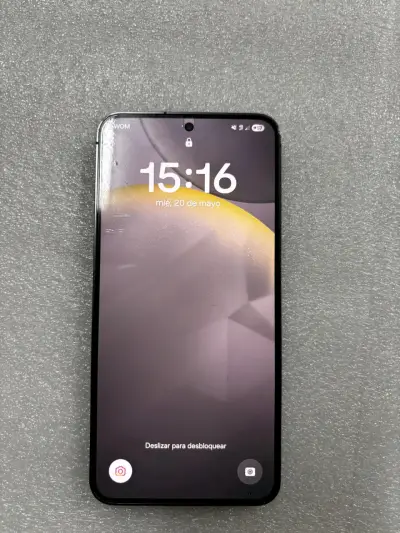 Smartphone en buen estado - miniatura 1