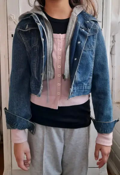 Chaqueta mezclilla niña con capucha - miniatura 1