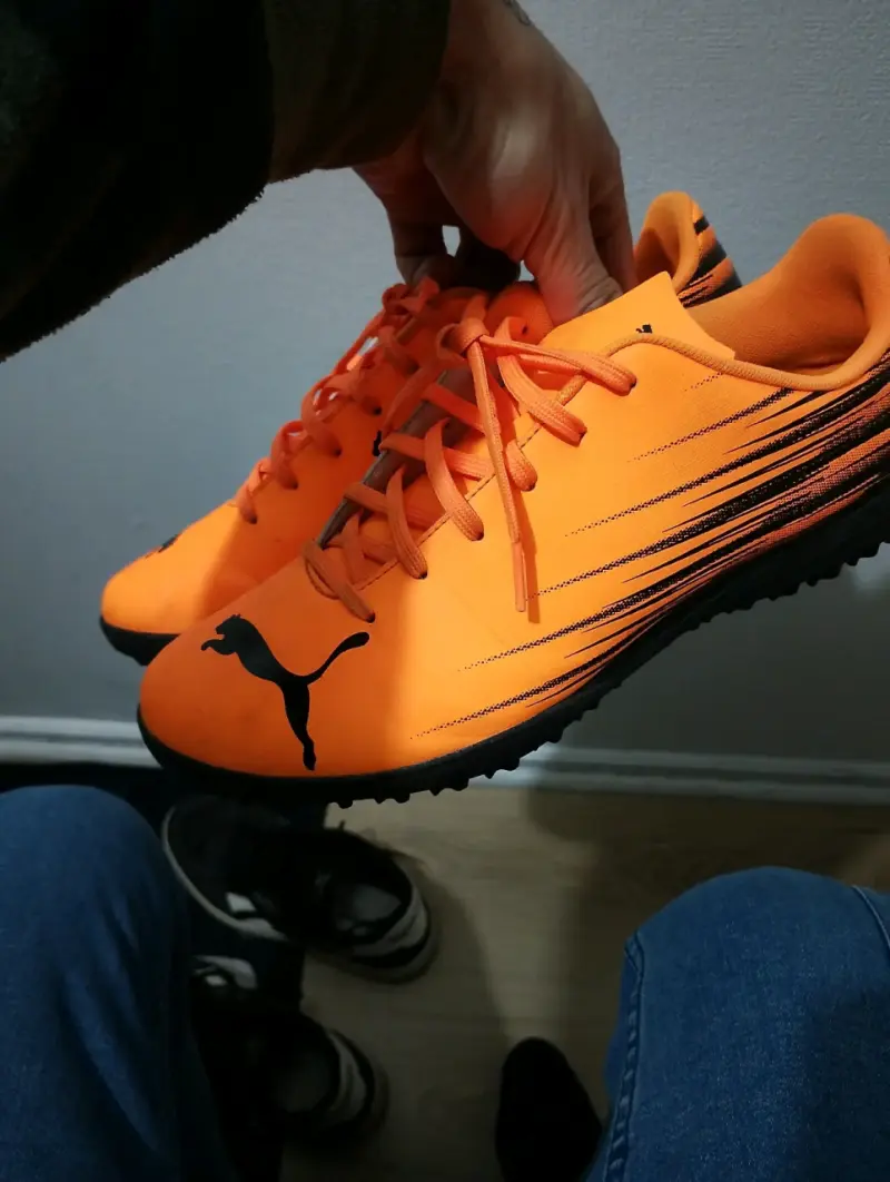 Zapatillas deportivas anaranjadas - 1