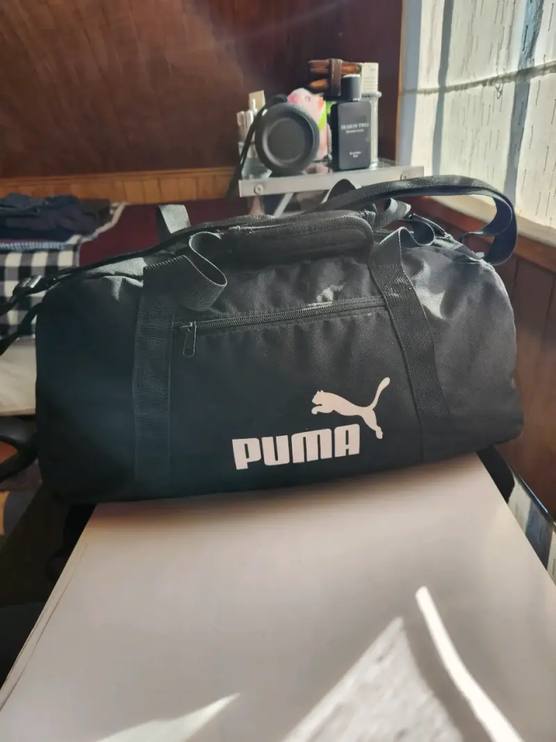 Bolso deportivo Puma negro - 2