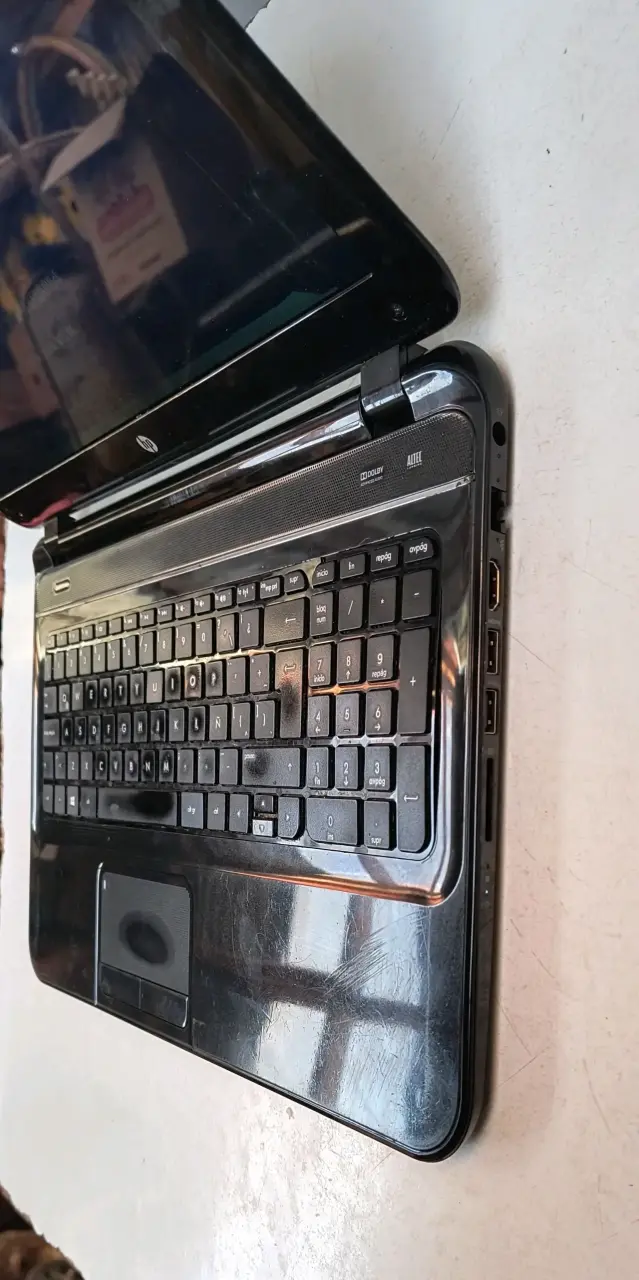 Laptop HP Pavillion - 4