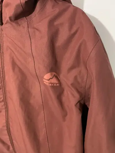 Chaqueta impermeable marrón - miniatura 5