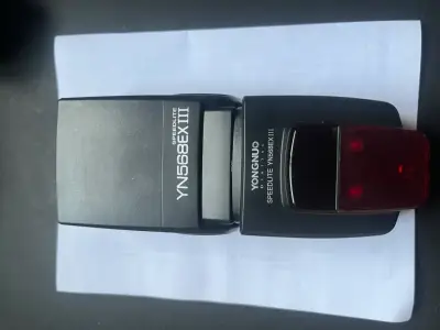 Flash Yongnuo Speedlite YN568EX III - miniatura 1