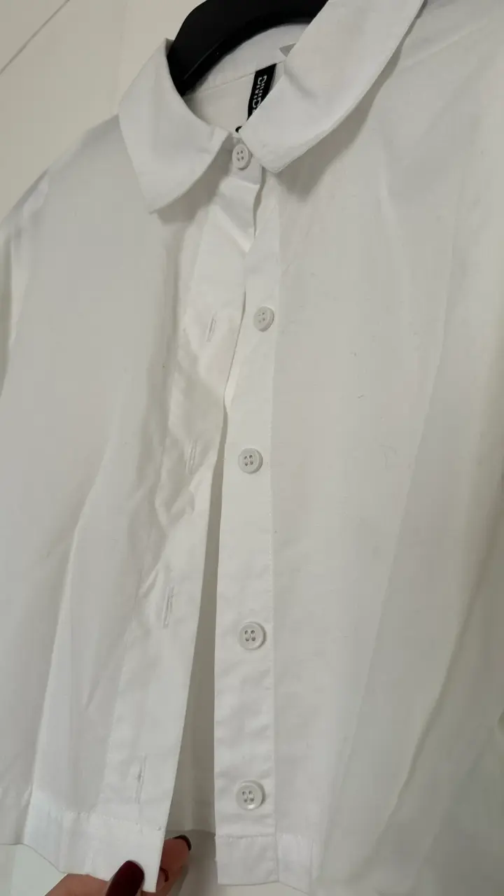 Blusa corta blanca botones - 2