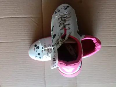 Zapatillas Mickey Mouse blancas y rosadas - miniatura 1