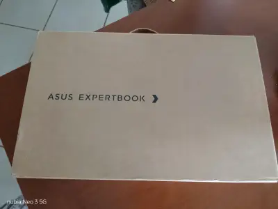 Laptop ASUS ExpertBook - miniatura 2