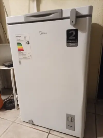 Congelador Midea blanco 100L - miniatura 1