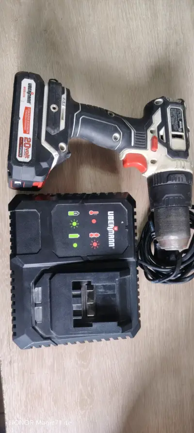 Taladro inalámbrico con cargador uberman - miniatura 4
