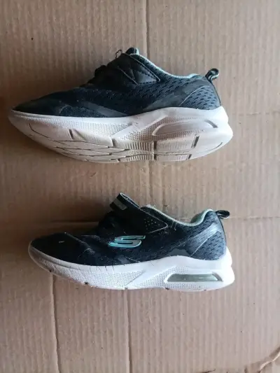 Zapatillas deportivas negras - miniatura 1
