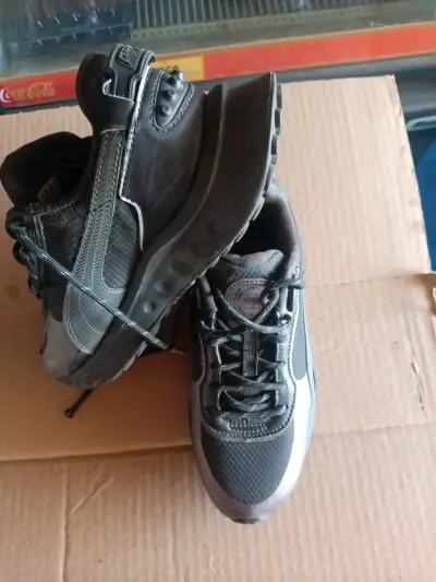 Zapatillas deportivas negras - miniatura 2