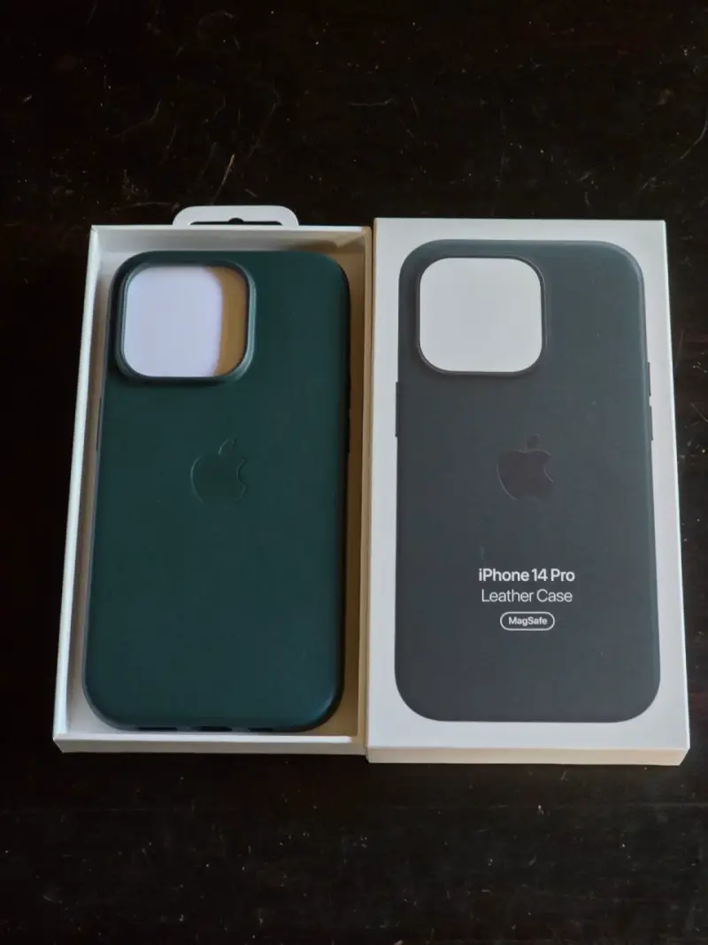 Funda de Cuero iPhone 14 Pro Forest Green