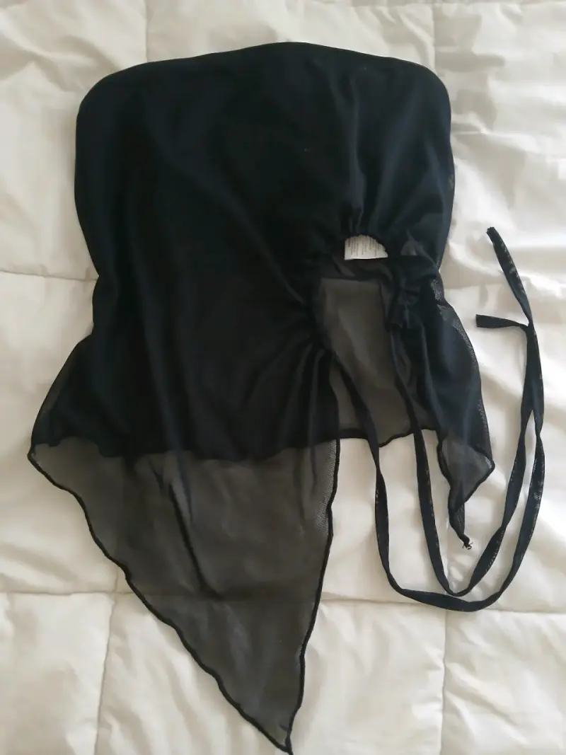Top strapless negro asimétrico talla m - 2