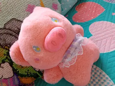 Peluche cerdito rosado - miniatura 2