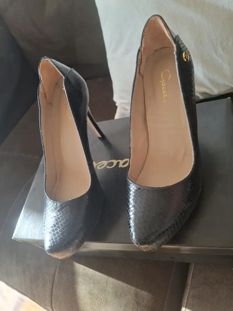 Zapatos de tacón negro elegante - 2