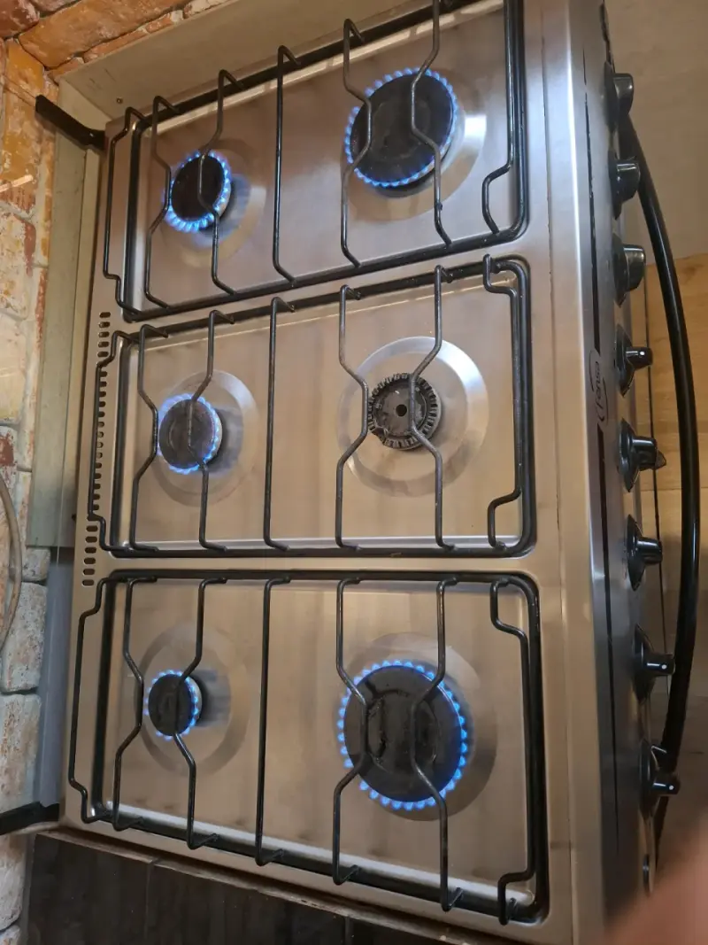 Cocina  a gas 6 quemadores - 3