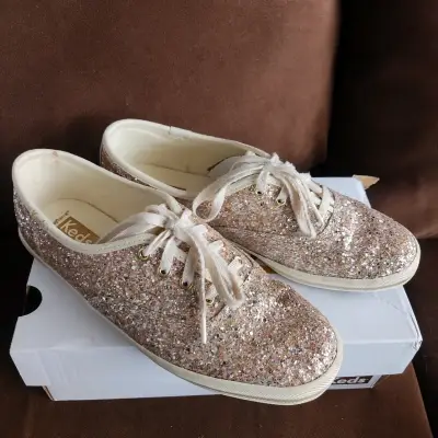Zapatillas brillantes Keds - miniatura 1