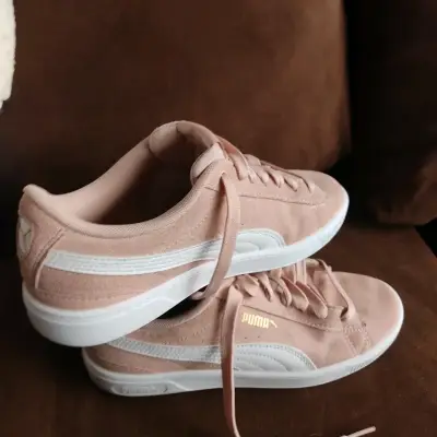 Zapatillas rosas Puma - miniatura 2