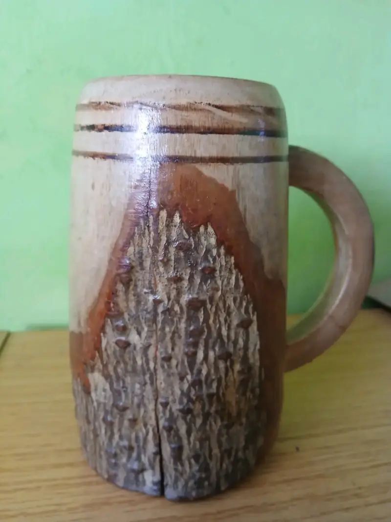 Taza rústica de madera - 1