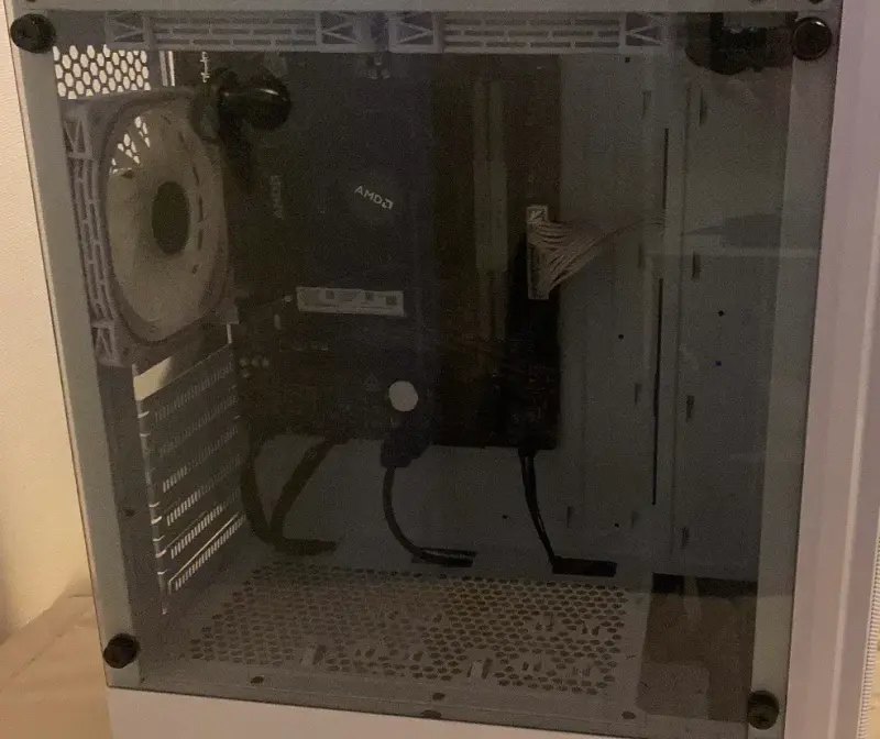 Gabinete de computador blanco con ventiladores - 4