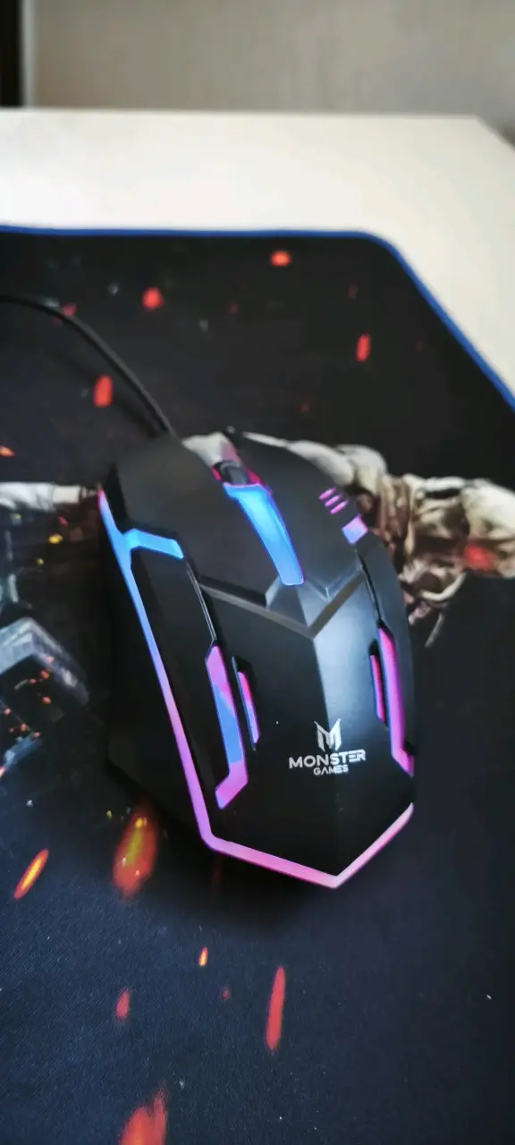 Mouse óptico gamer negro - 4