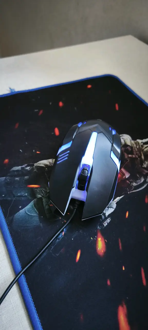 Mouse óptico gamer negro - 5