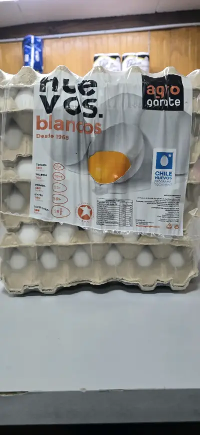 Caja de huevos blancos - miniatura 1