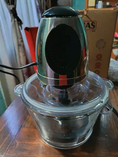 Picadora de alimentos, marca Thomas - miniatura 1