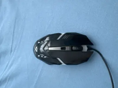 Mouse gamer negro de Cable Meetion - miniatura 1