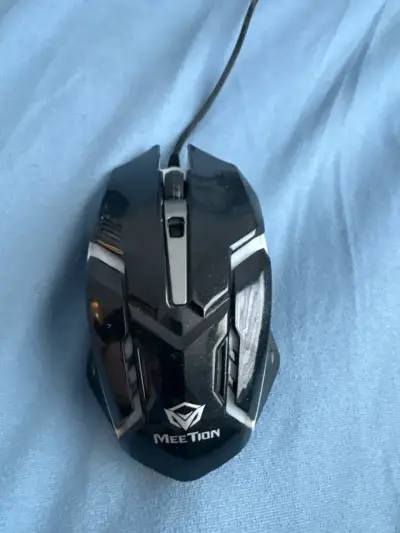 Mouse gamer negro de Cable Meetion - miniatura 2