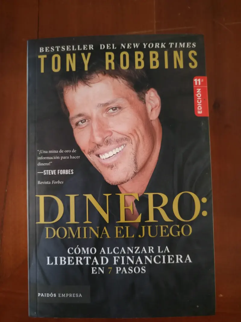 Libro 'Dinero: Domina el Juego'