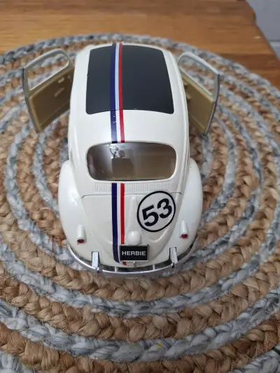 Auto de juguete Herbie - miniatura 4