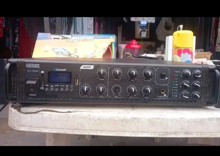 Amplificador de audio profesional - 2