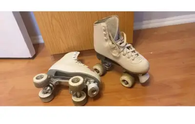 Patines de cuero blanco.  Número 38 - miniatura 1