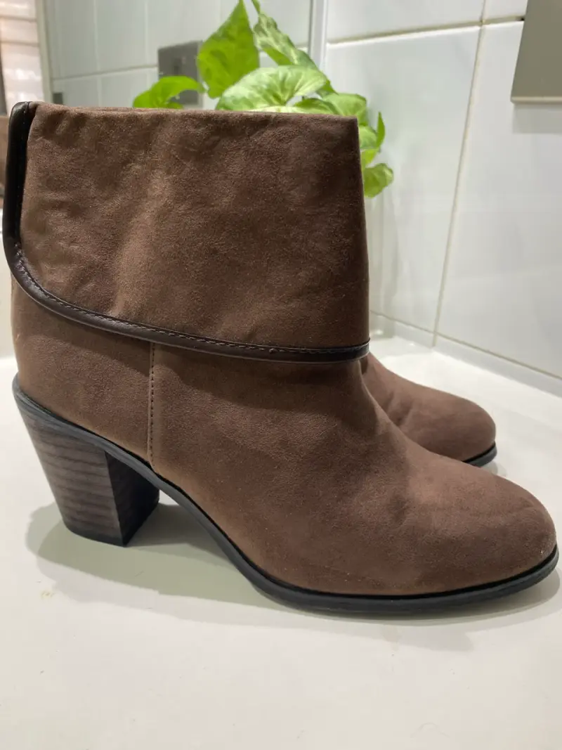 Botines de gamuza marrón - 1