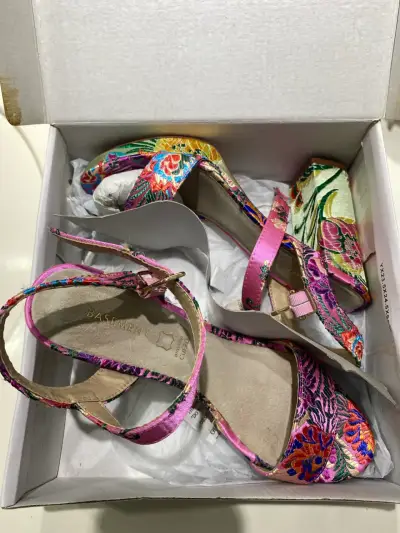 Tacones plataforma florales Basement - miniatura 1