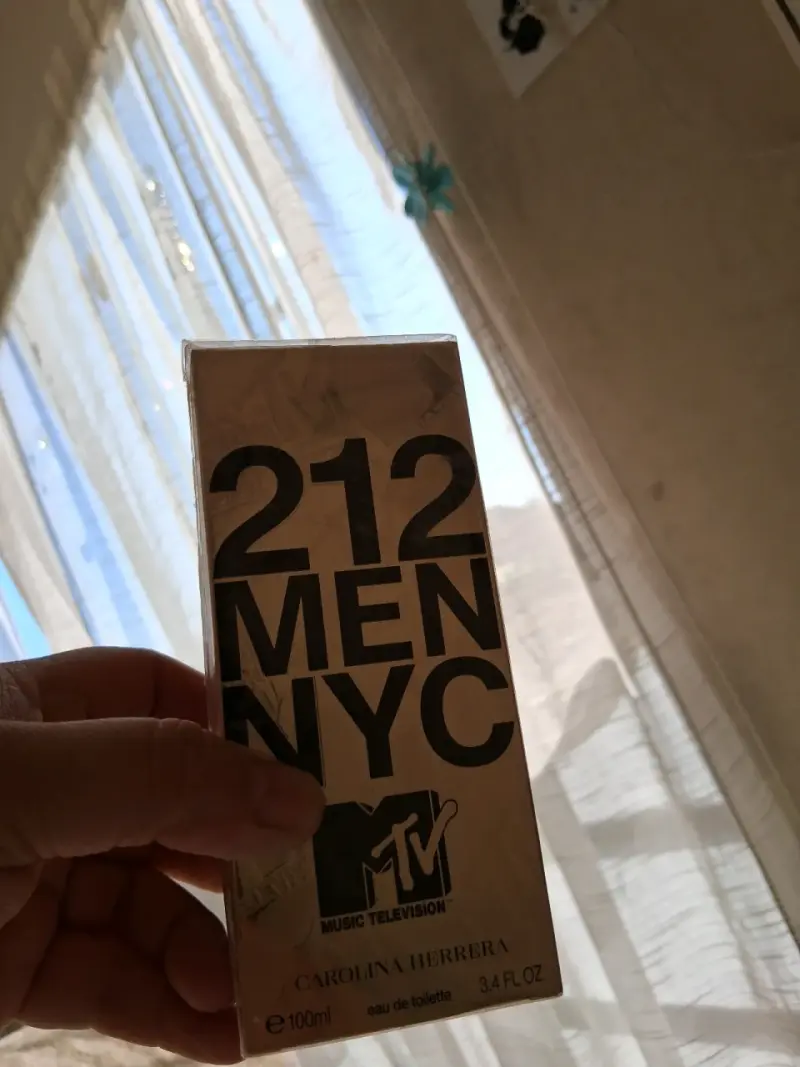 Perfume 212 Men NYC 100ml - 1