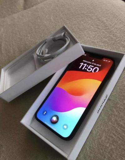 iPhone 14 128 g  con caja original - miniatura 4