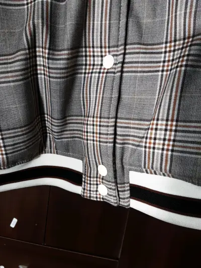 Chaqueta de mujer a cuadros maraca H&M - miniatura 4