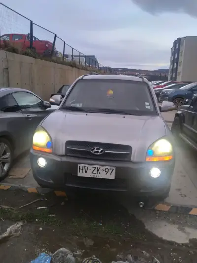 Hyundai Tucson 2006 - miniatura 1