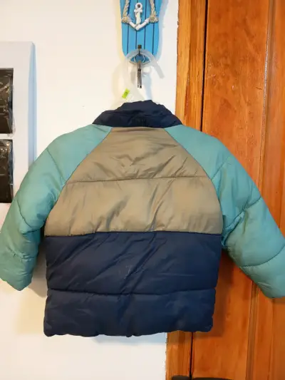 Chaqueta acolchada infantil - miniatura 2