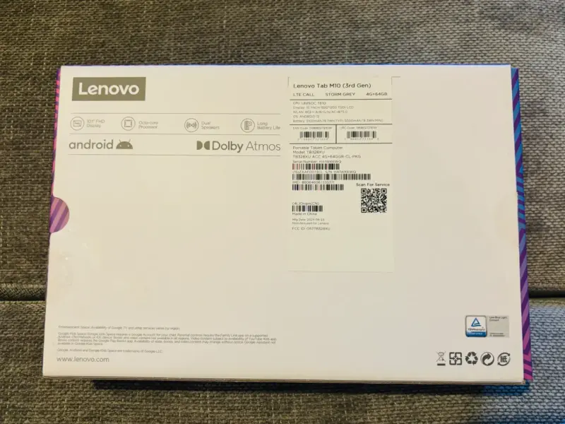 Tablet Lenovo Tab M10 con estuche - 2