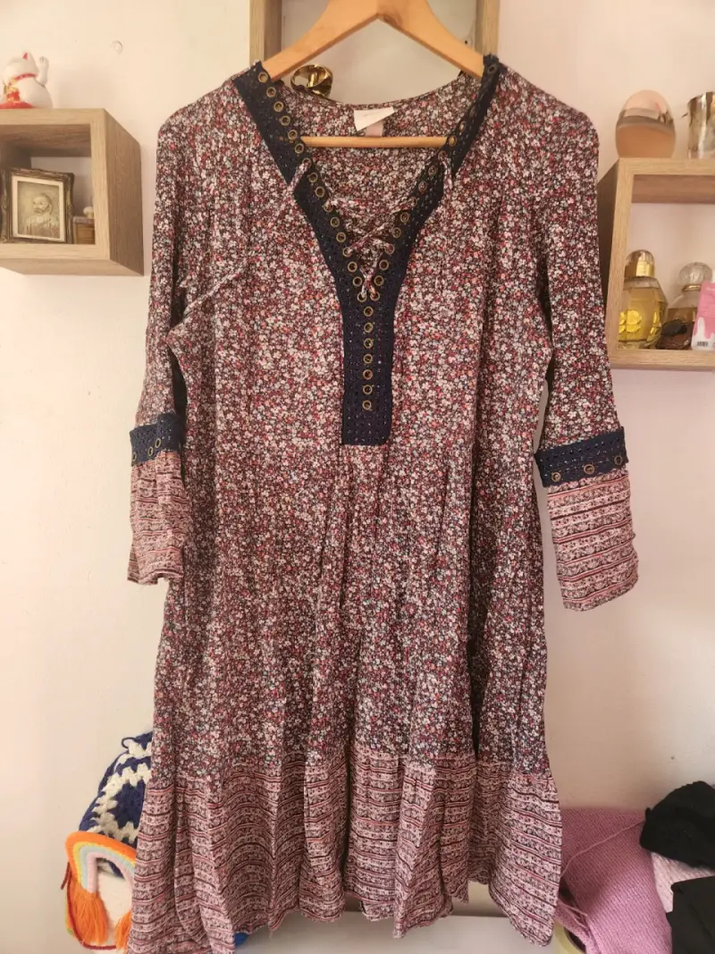 Vestido floreado bohemio - 1