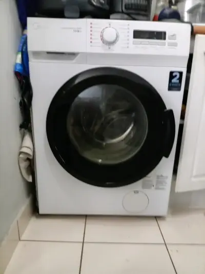 Lavadora secadora Midea blanca - miniatura 1