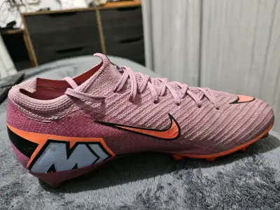 Botines futbol rosa Nike - miniatura 4